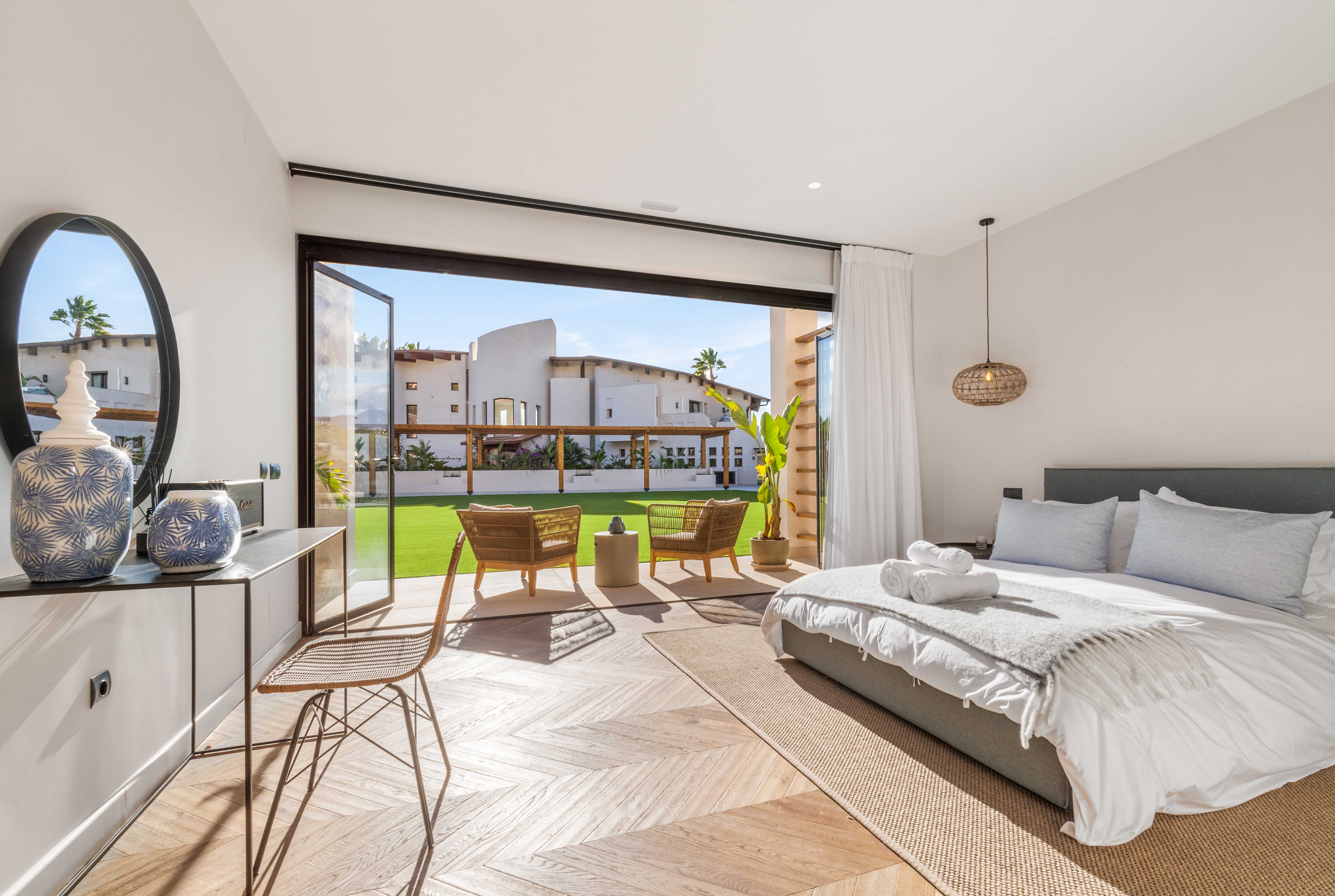 Sanctuary Boutique galerija 3